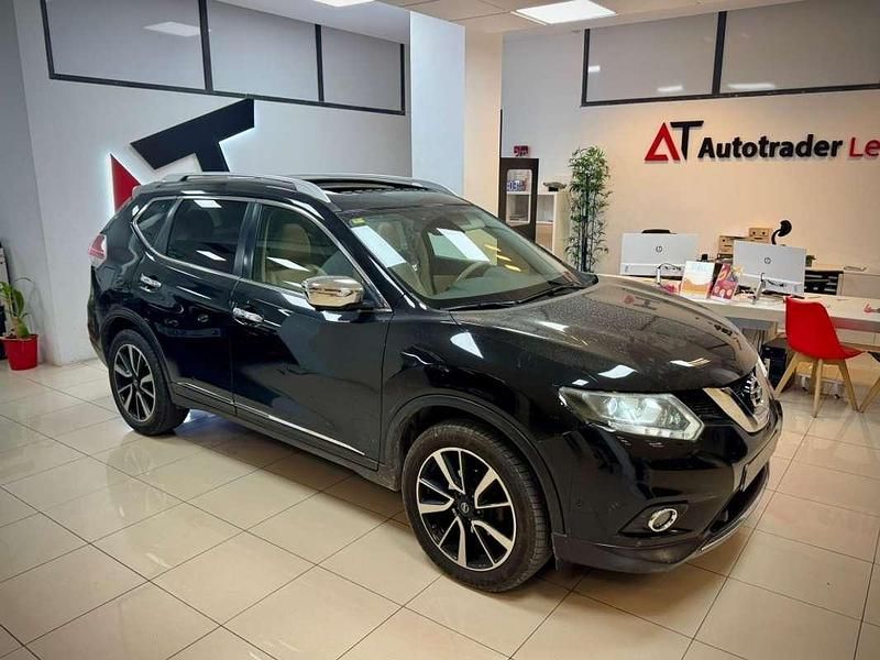 Usado Nissan X-Trail Tekna 131 CV (96 kW) 2016 Negro SUV