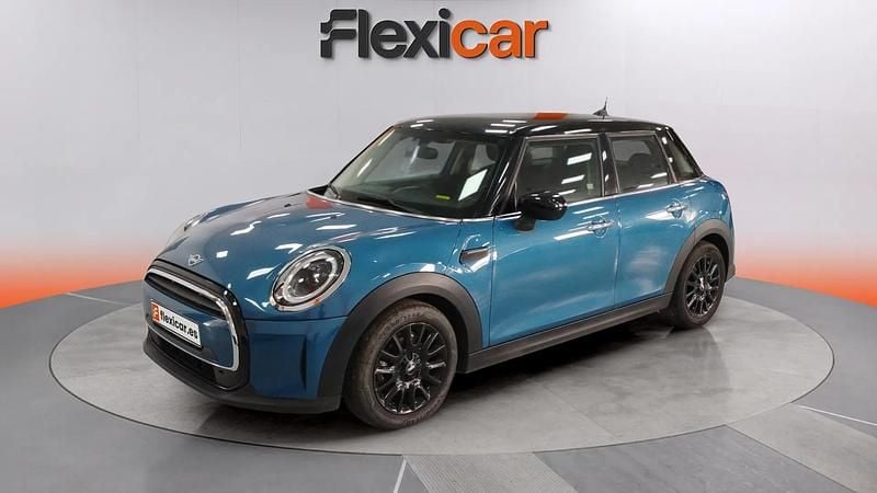 Usado Mini Cooper 136 CV (100 kW) 2023 Azul Utilitario