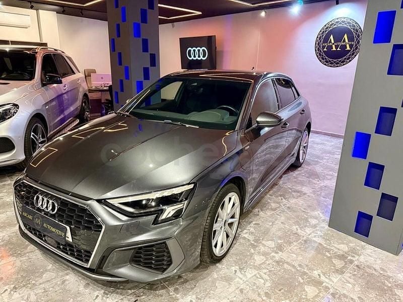 Usado Audi A3 S-Line 204 CV (150 kW) 2021 Gris / plata Berlina