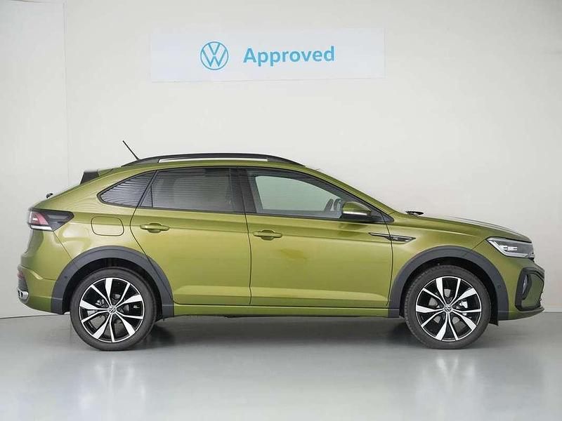 Usado VW Taigo R-line 116 CV (85 kW) 2024 Verde SUV