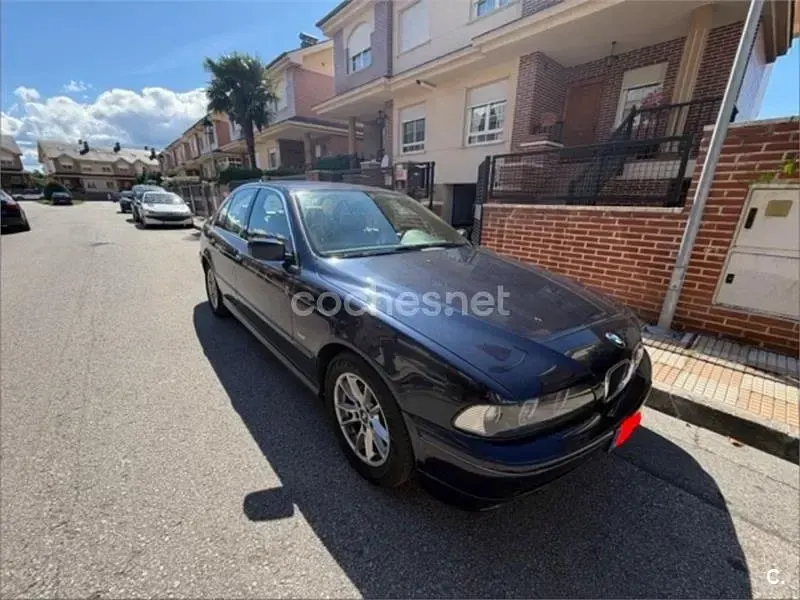 Usado BMW 520 Comfort Edition 136 CV (100 kW) 2003 Azul Berlina