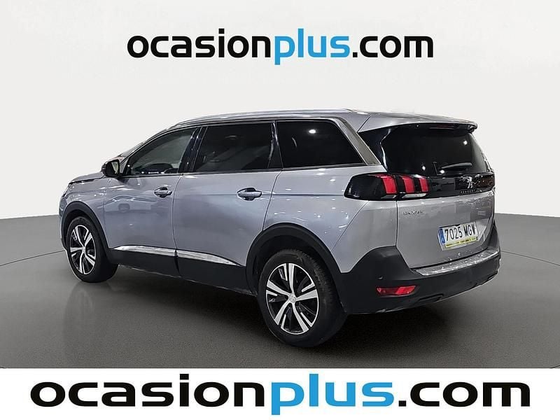 Usado Peugeot 5008 Allure 130 CV (95 kW) 2023 Gris SUV