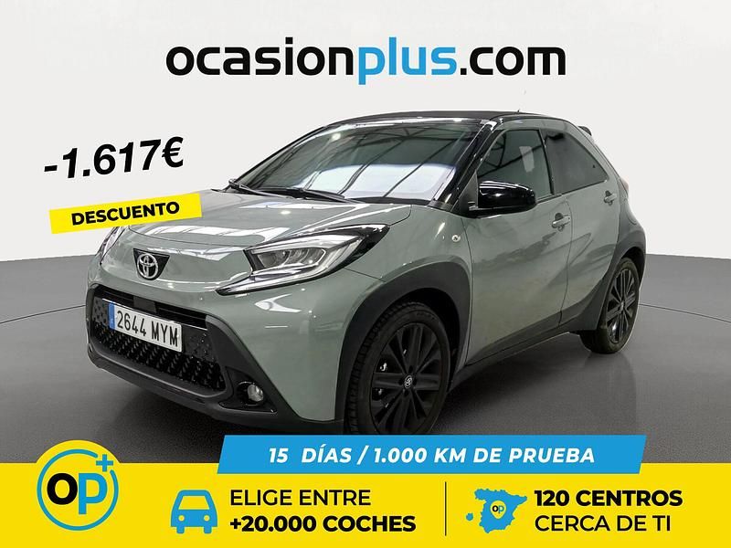 Verde Usado 2025 Toyota Aygo X SUV | 17.390 € (Caro) - Imagen 1/4