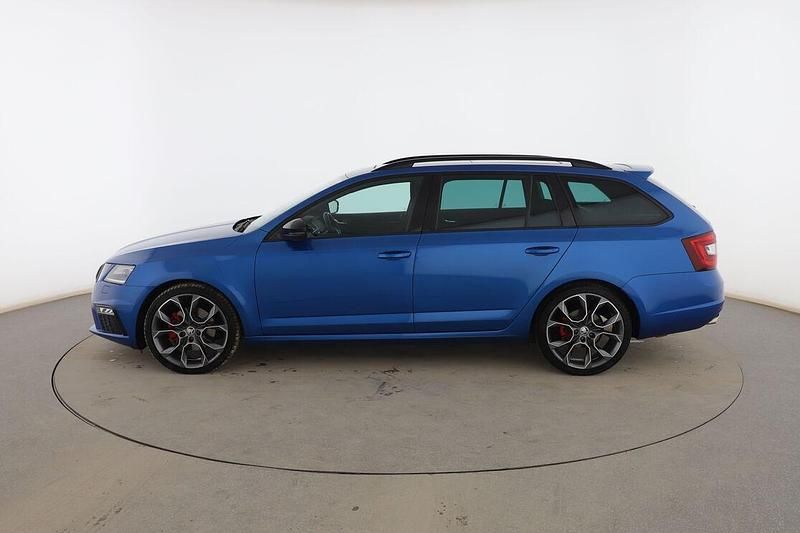 Usado Skoda Octavia RS 185 CV (136 kW) 2018 Azul Familiar