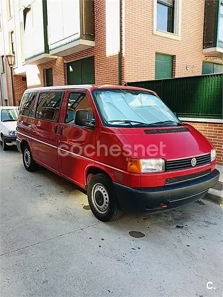 Usado VW Transporter 68 CV (50 kW) 1997 Rojo Van