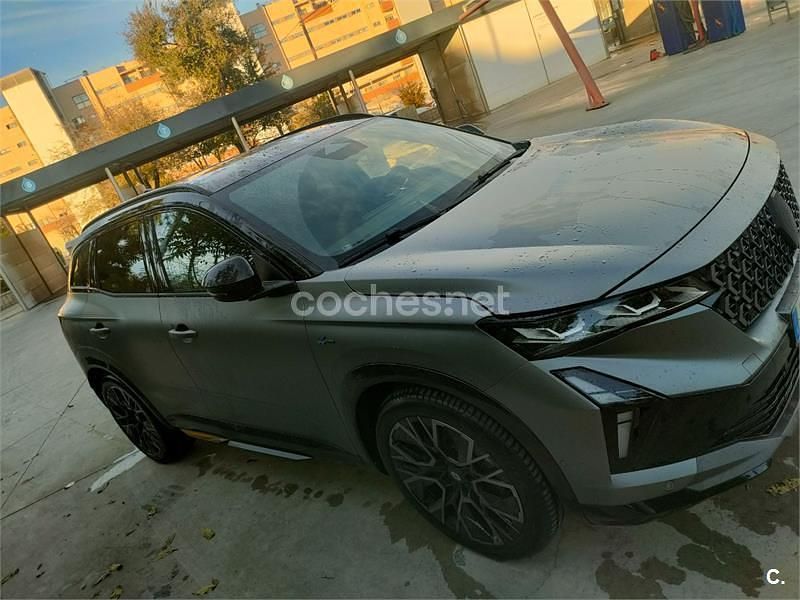 Usado Renault Austral Techno 200 CV (147 kW) 2025 Gris / plata SUV