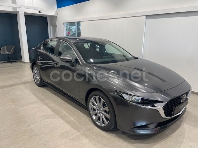 Gris / plata Nuevo 2025 Mazda 3 Berlina | 31.000 € (Precio justo) - Imagen 1/4