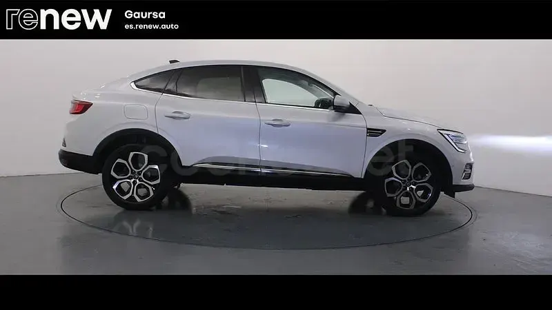 Usado Renault Arkana Zen 140 CV (102 kW) 2021 Blanco SUV