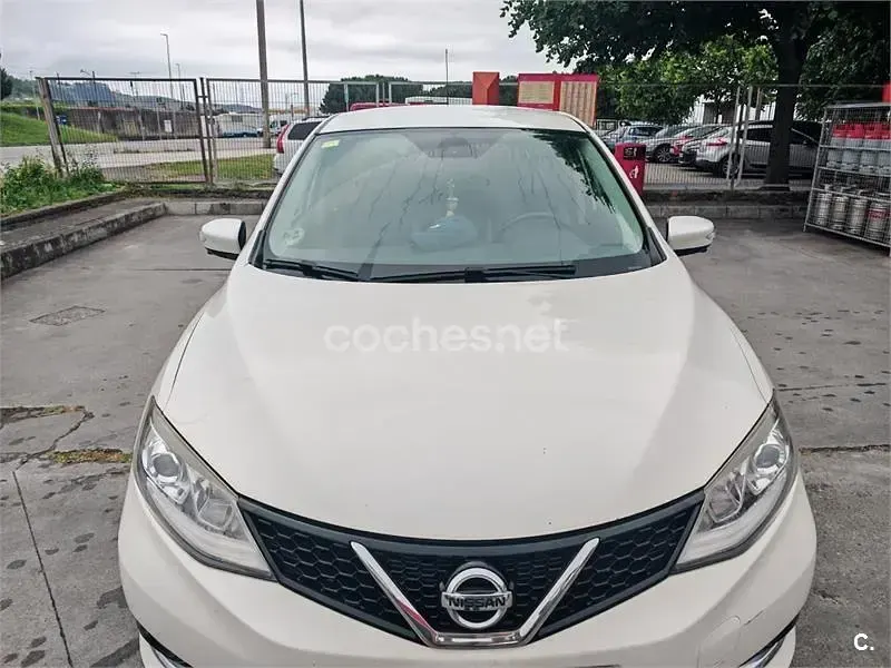 Usado Nissan Pulsar Tekna 110 CV (80 kW) 2014 Blanco Utilitario