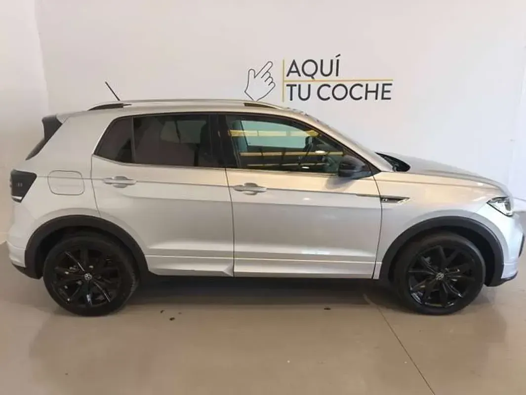 Usado VW T-Cross Sport 110 CV (80 kW) 2023 Gris SUV