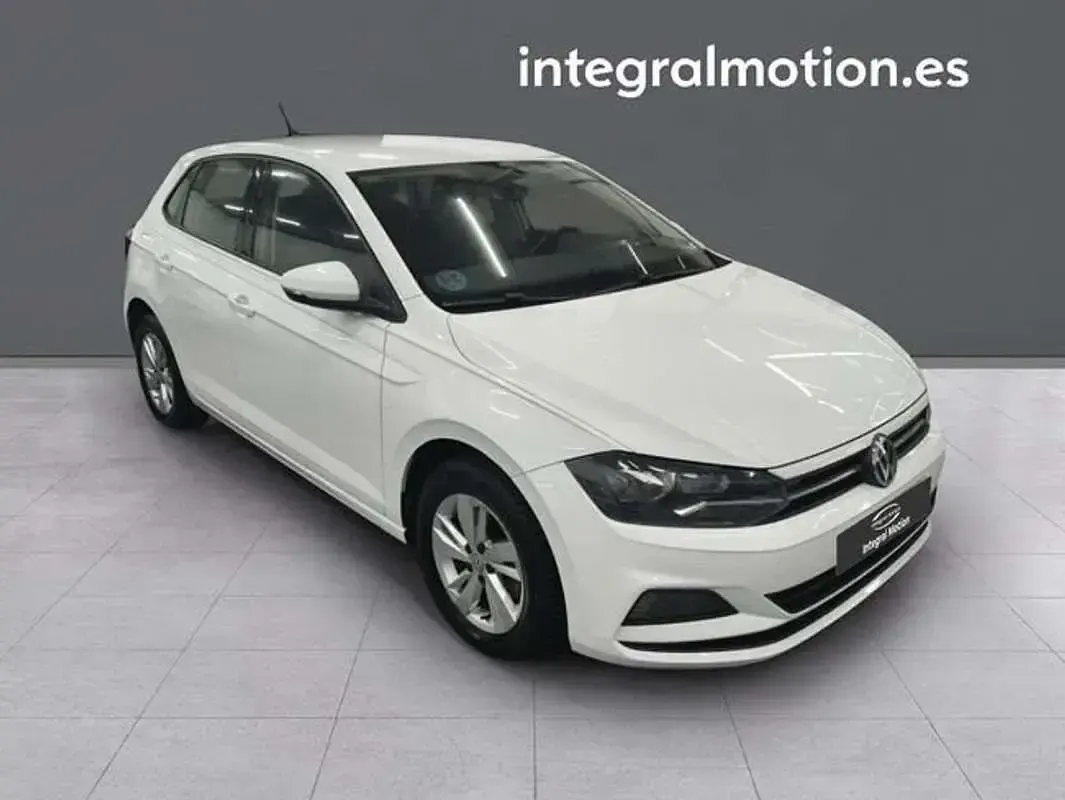 Usado VW Polo Advance 95 CV (69 kW) 2019 Blanco Utilitario