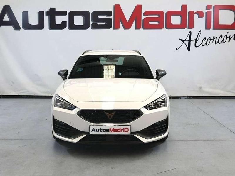 Usado Cupra Leon 151 CV (111 kW) 2023 Blanco Familiar