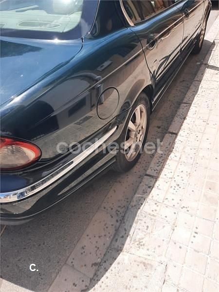 Usado Jaguar X-type Executive 130 CV (95 kW) 2005 Verde Berlina