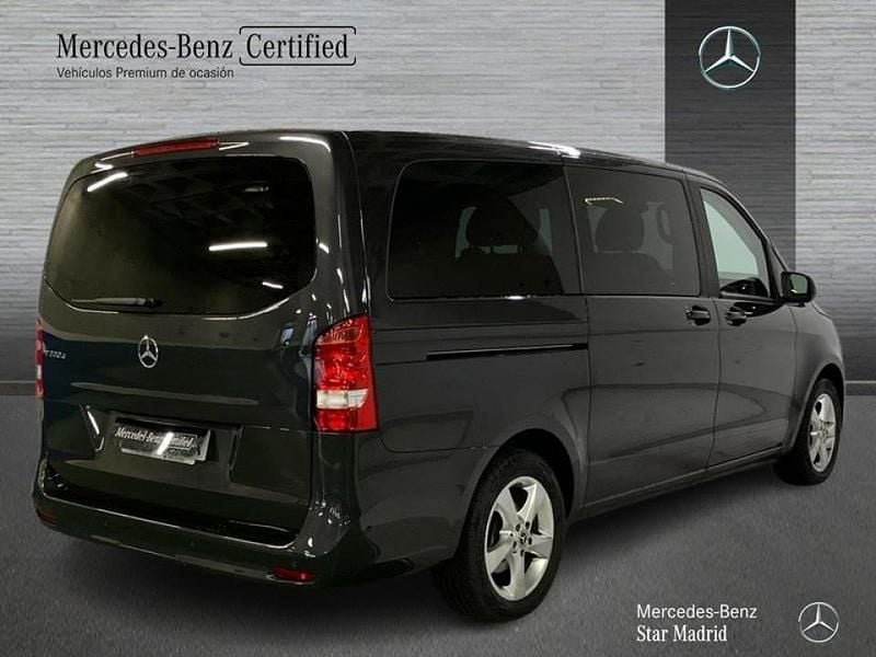 Usado Mercedes V220 163 CV (119 kW) 2023 Gris Monovolumen