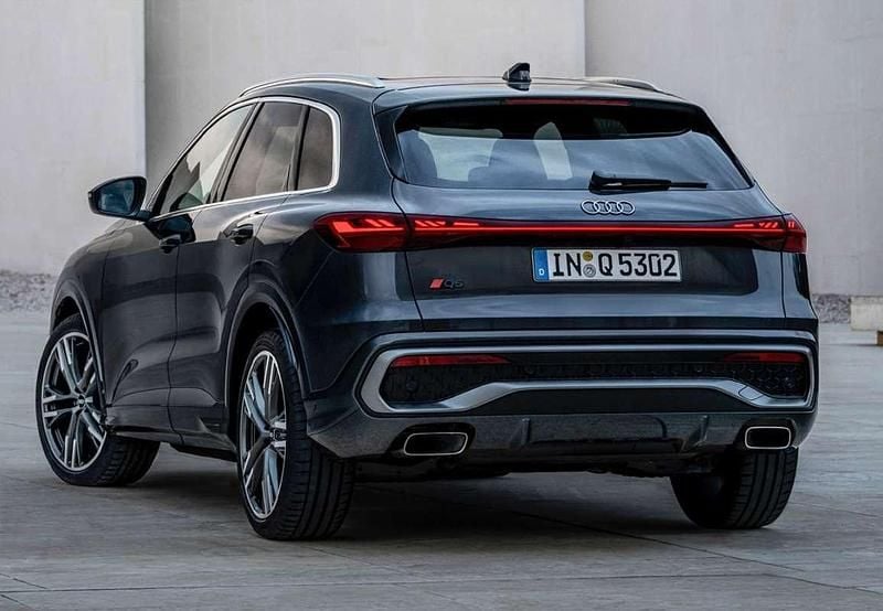 Begagnad Audi Q5 Advanced Plus 204 HK (150 kW) 2025 Grå SUV