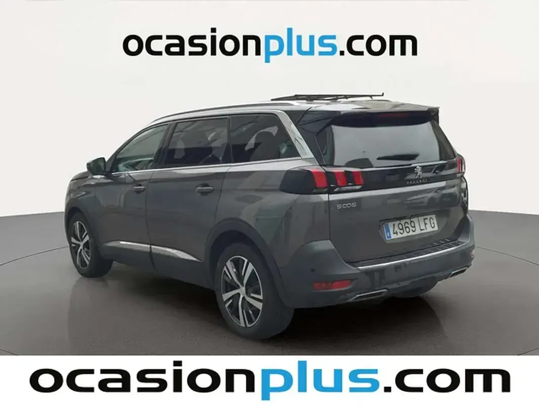 Usado Peugeot 5008 GT-line 131 CV (96 kW) 2020 Plateado SUV