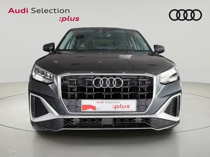 Usado Audi Q2 S-Line 110 CV (80 kW) 2021 Gris / plata SUV