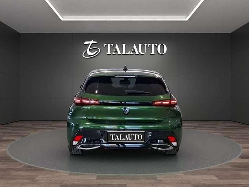 Usado Peugeot 308 Allure 131 CV (96 kW) 2024 Verde Berlina