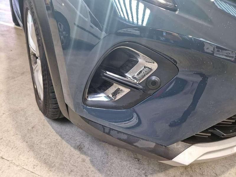 Usado Renault Captur Zen 116 CV (85 kW) 2020 Azul SUV