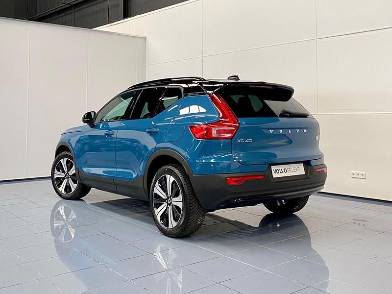 Usado Volvo XC40 Ultimate 180 kW (245 CV) 2023 Azul SUV