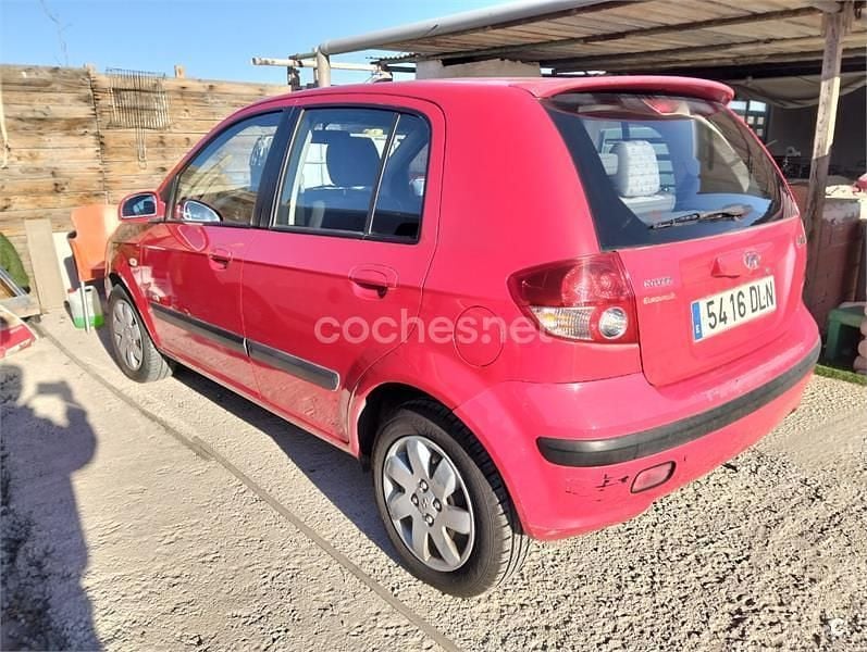 Rojo Usado 2005 Hyundai Getz Utilitario | 1900 € (Precio justo) - Imagen 1/4