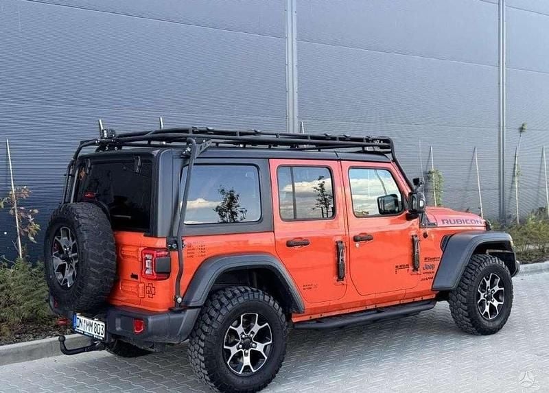 Usado Jeep Wrangler Unlimited Rubicon 200 CV (147 kW) 2019 Naranja SUV