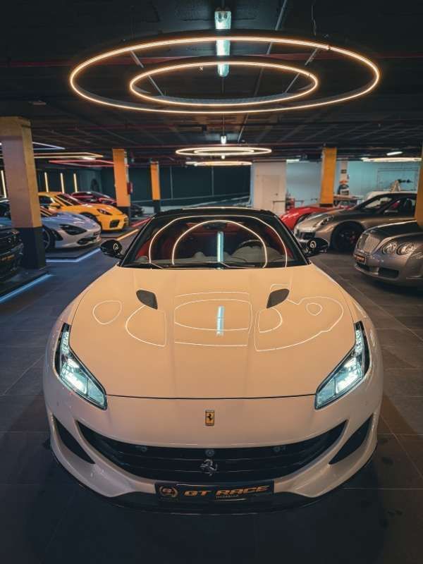 Blanco Usado 2019 Ferrari Portofino Coupe | 227.000 € (Caro) - Imagen 1/4