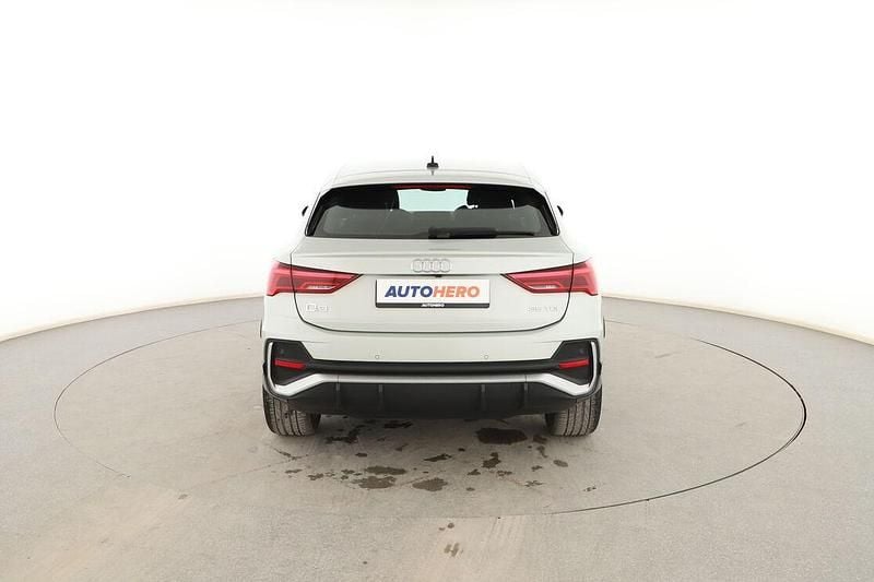 Usado Audi Q3 Sportback S-Line 150 CV (110 kW) 2022 Gris SUV