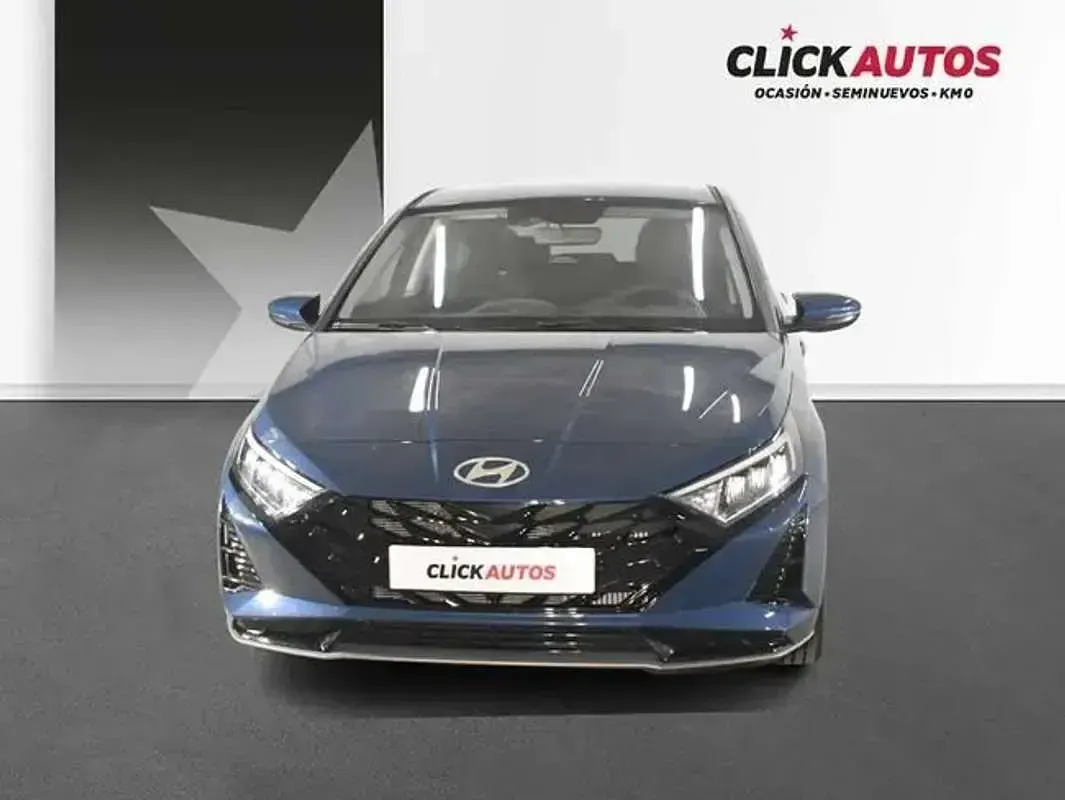 Usado Hyundai i20 101 CV (74 kW) 2025 Azul Utilitario
