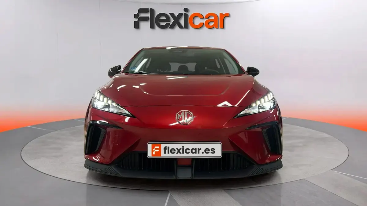 Usado MG MG4 EV 125 kW (170 CV) 2024 Rojo Utilitario