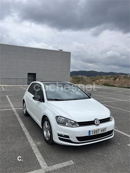 Usado VW Golf VII Advance 105 CV (77 kW) 2014 Blanco Berlina