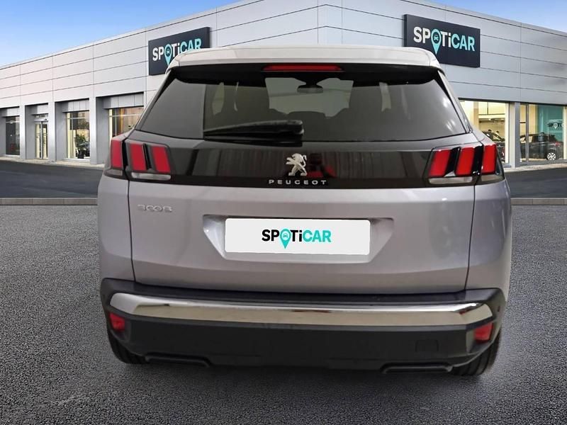 Usado Peugeot 3008 Allure 130 CV (95 kW) 2023 Gris SUV