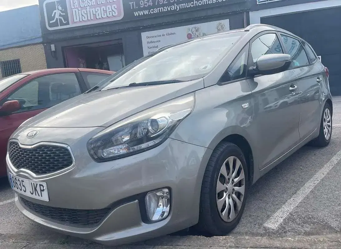 Usado Kia Carens 116 CV (85 kW) 2015 Monovolumen