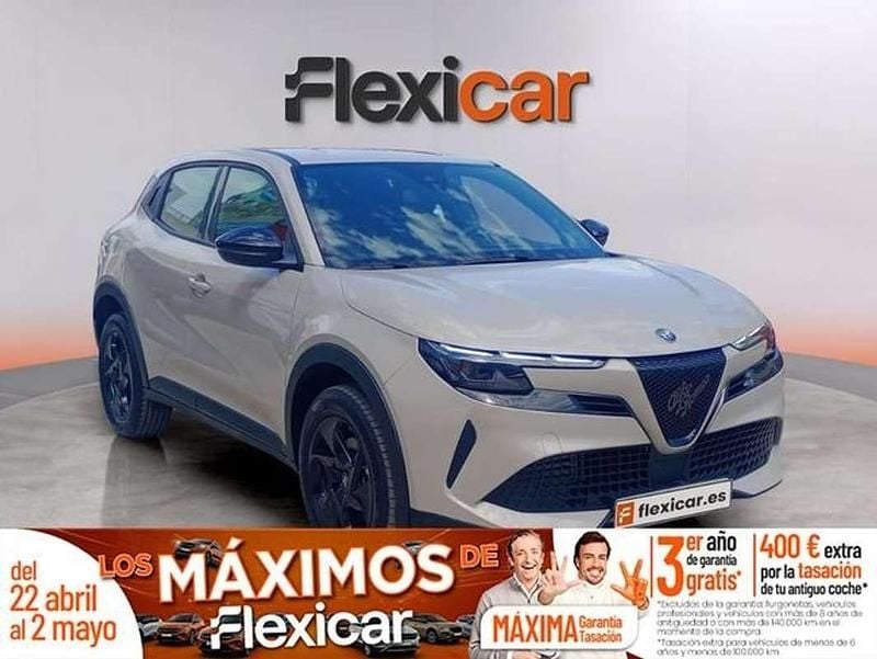 Usado Alfa Romeo Junior 136 CV (100 kW) 2025 SUV