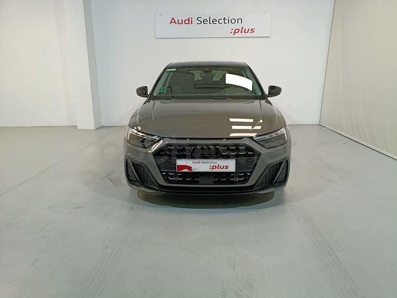 Usado Audi A1 Sportback 116 CV (85 kW) 2025 Gris / plata Utilitario