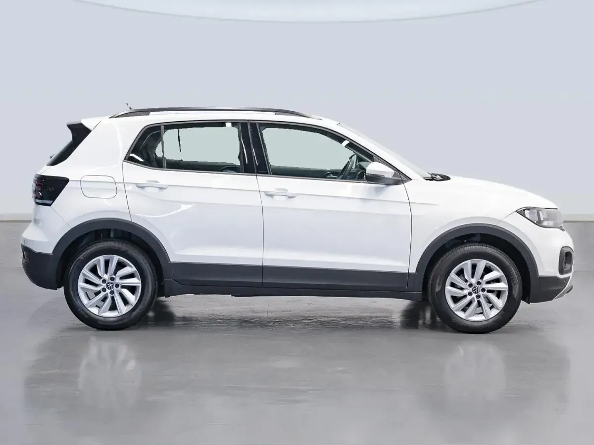 Usado VW T-Cross Advance 110 CV (80 kW) 2023 Blanco SUV