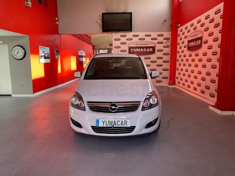 Usado Opel Zafira Family 125 CV (91 kW) 2012 Blanco Monovolumen