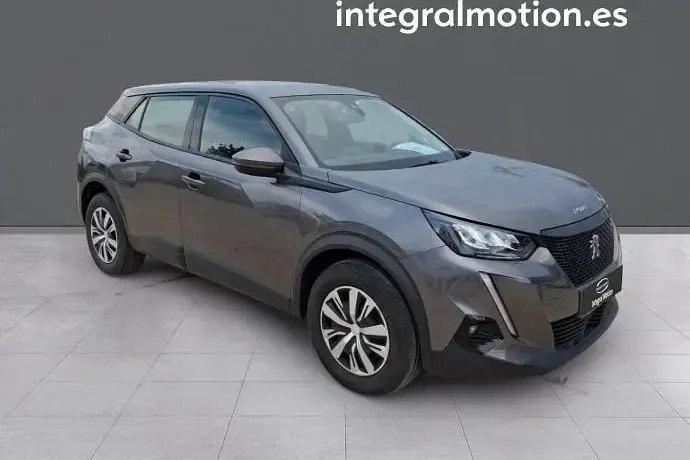 Usado Peugeot 2008 Allure 131 CV (96 kW) 2021 Gris SUV