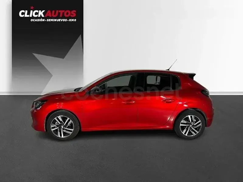 Usado Peugeot 208 Allure 100 CV (73 kW) 2023 Rojo Utilitario