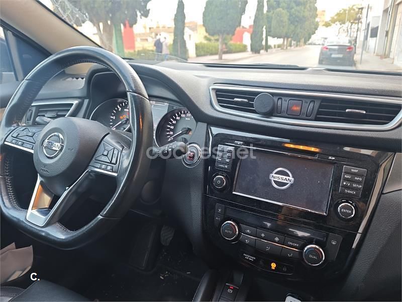 Usado Nissan Qashqai Tekna 130 CV (95 kW) 2018 Negro SUV