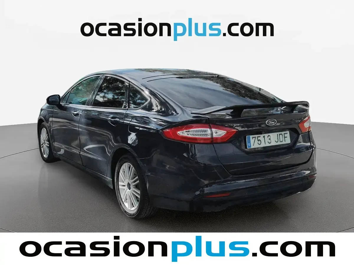 Usado Ford Mondeo Trend 116 CV (85 kW) 2015 Azul Berlina