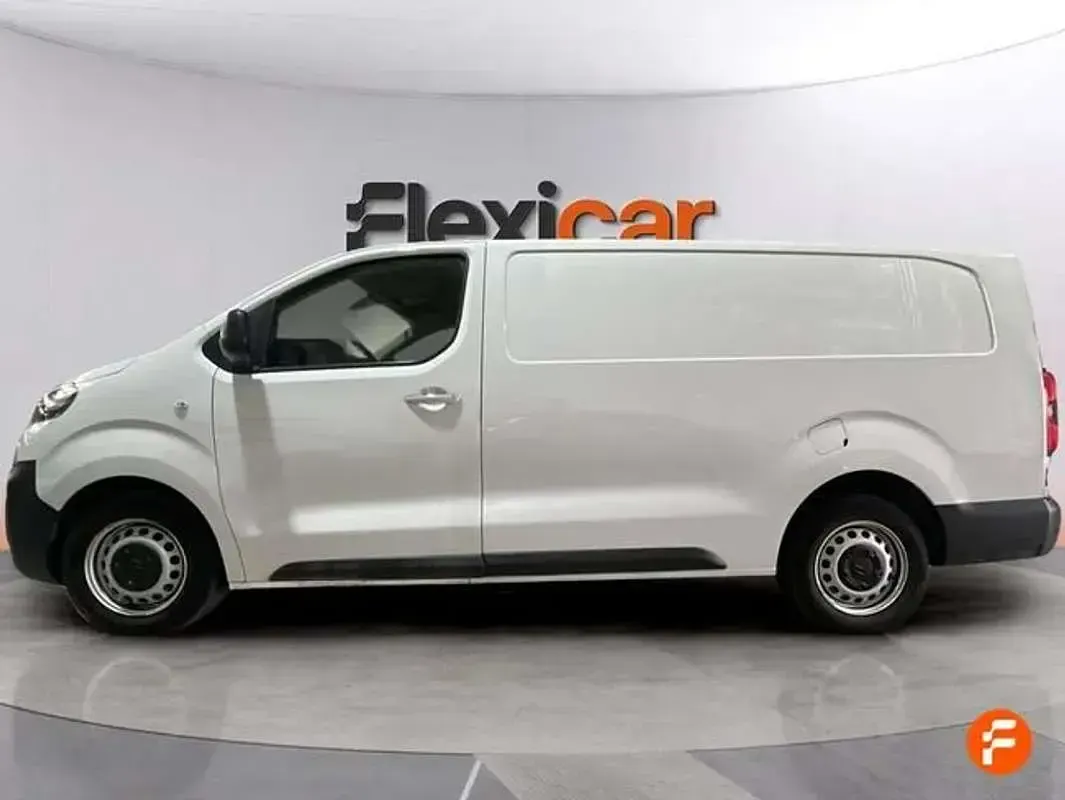 Usado Citroën Jumpy 101 CV (74 kW) 2022 Blanco Monovolumen