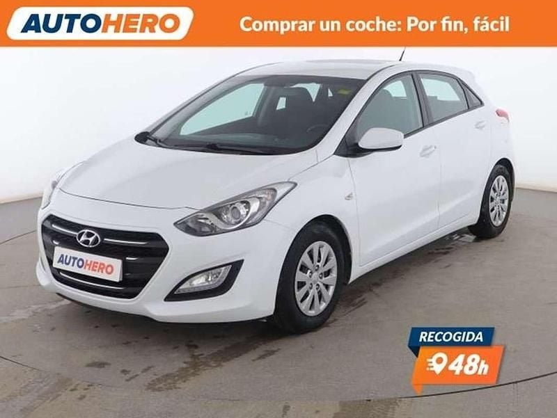 Blanco Usado 2016 Hyundai i30 Berlina | 10.599 € (Precio justo) - Imagen 1/3