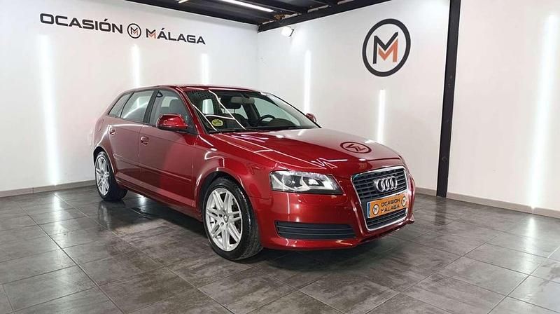 Gris Usado 2004 Audi A3 Attraction Utilitario | 10.900 € (Precio justo) - Imagen 1/4
