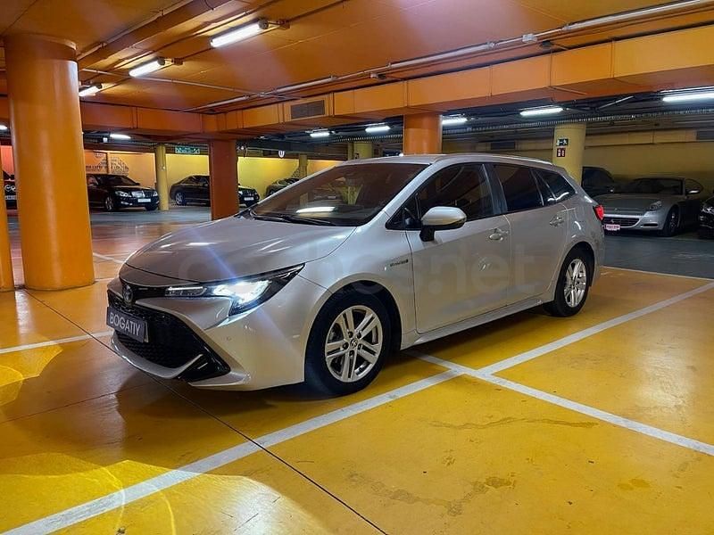 Usado Toyota Corolla Active 122 CV (89 kW) 2021 Gris / plata Familiar