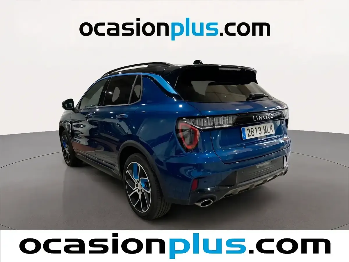 Usado Lynk & Co 01 261 CV (191 kW) 2023 Negro SUV