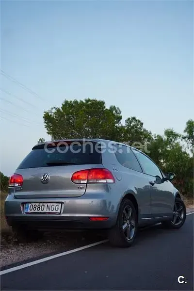 Usado VW Golf VI Advance 122 CV (89 kW) 2010 Gris / plata Utilitario