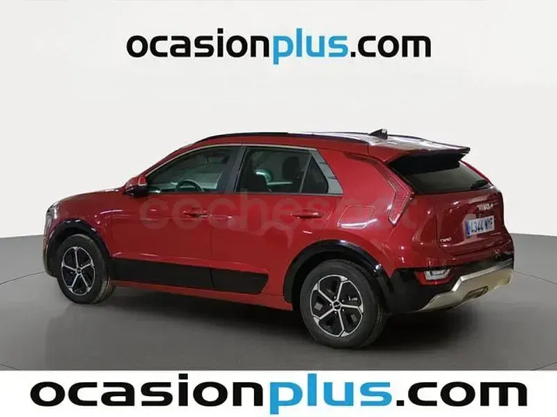 Usado Kia Niro 129 CV (94 kW) 2025 Rojo SUV