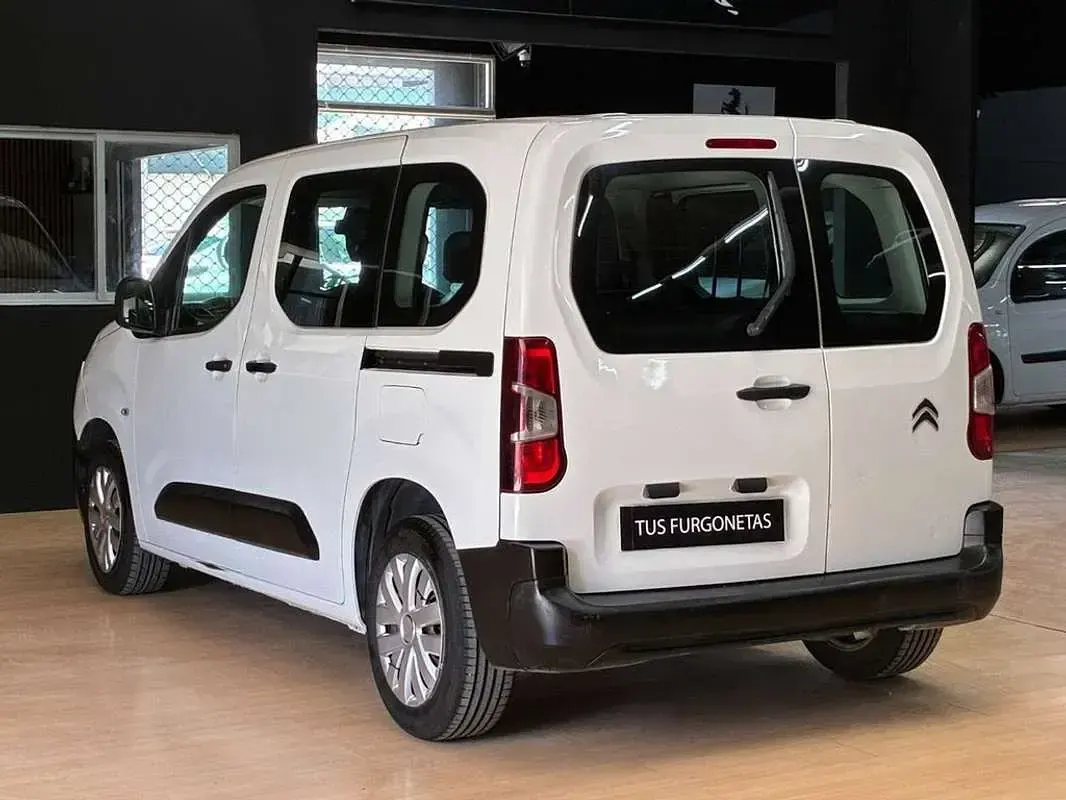 Usado Citroën Berlingo Business Class 102 CV (75 kW) 2021 Blanco Monovolumen