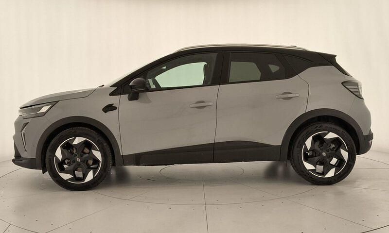 Usado Renault Captur Techno 100 CV (73 kW) 2025 Gris SUV